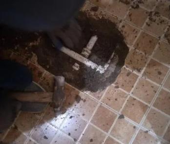成武卫生间漏水维修公司为您分享下卫生间渗水如何处理及注意事项